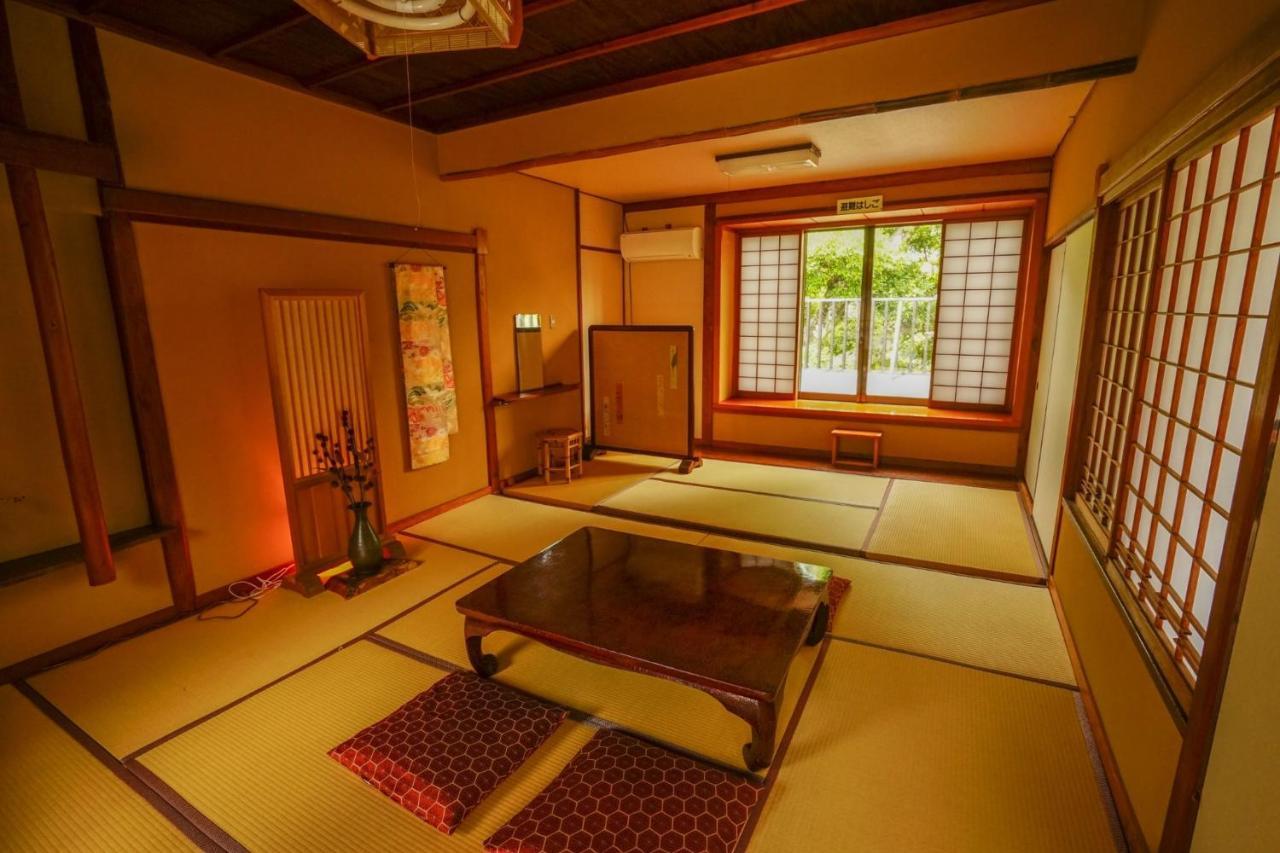 Onsen Yado Mizuguchi Izu (Shizuoka) Quarto foto